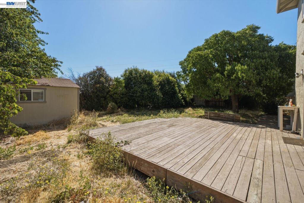 838 Spindrift Pl Property Photo 41