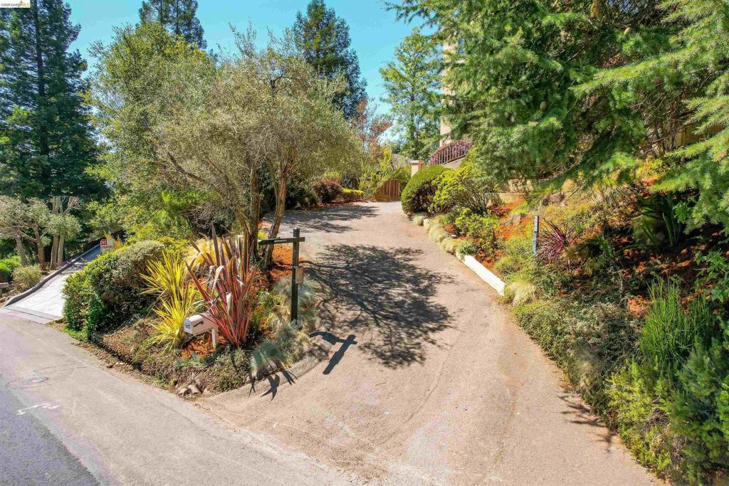 6833 Sherwick Dr Property Photo 84