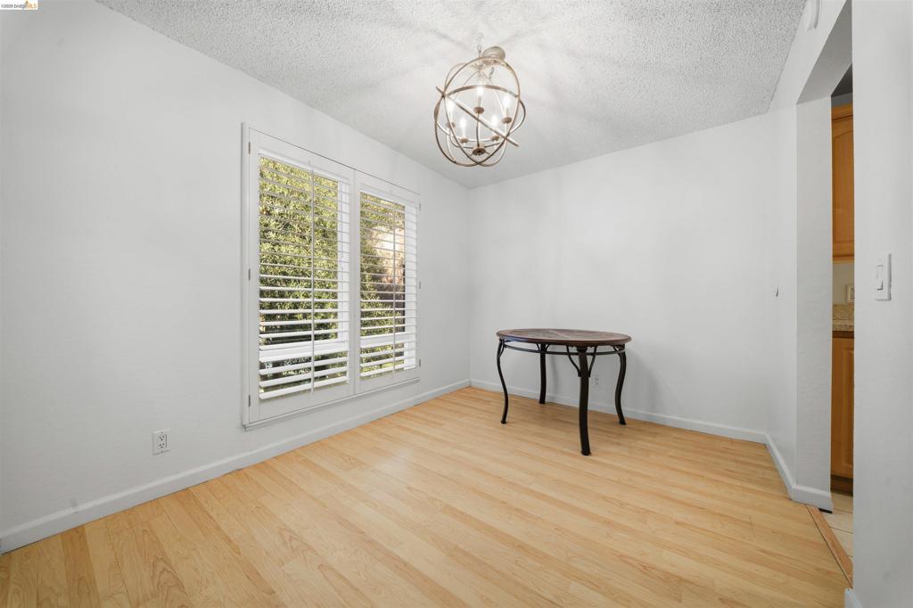 420 N Civic Dr 207 Property Photo 22
