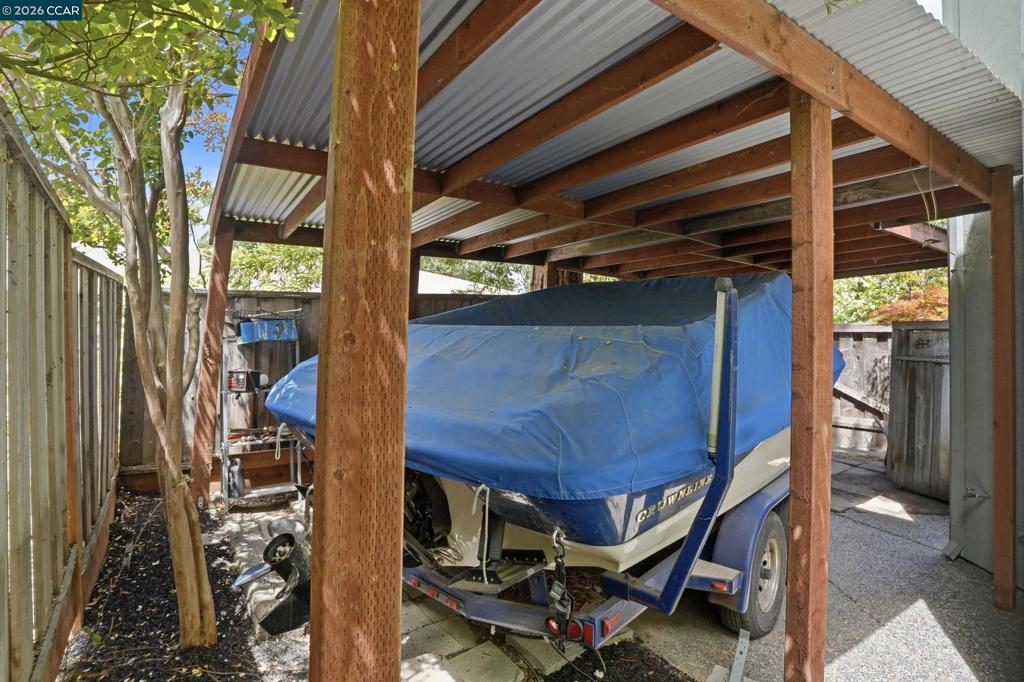 419 Kingsley Ct Property Photo 68