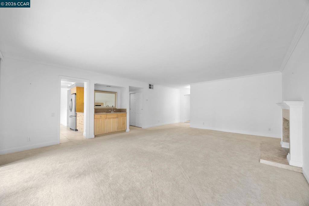 1617 Ptarmigan Dr 1a Property Photo 6