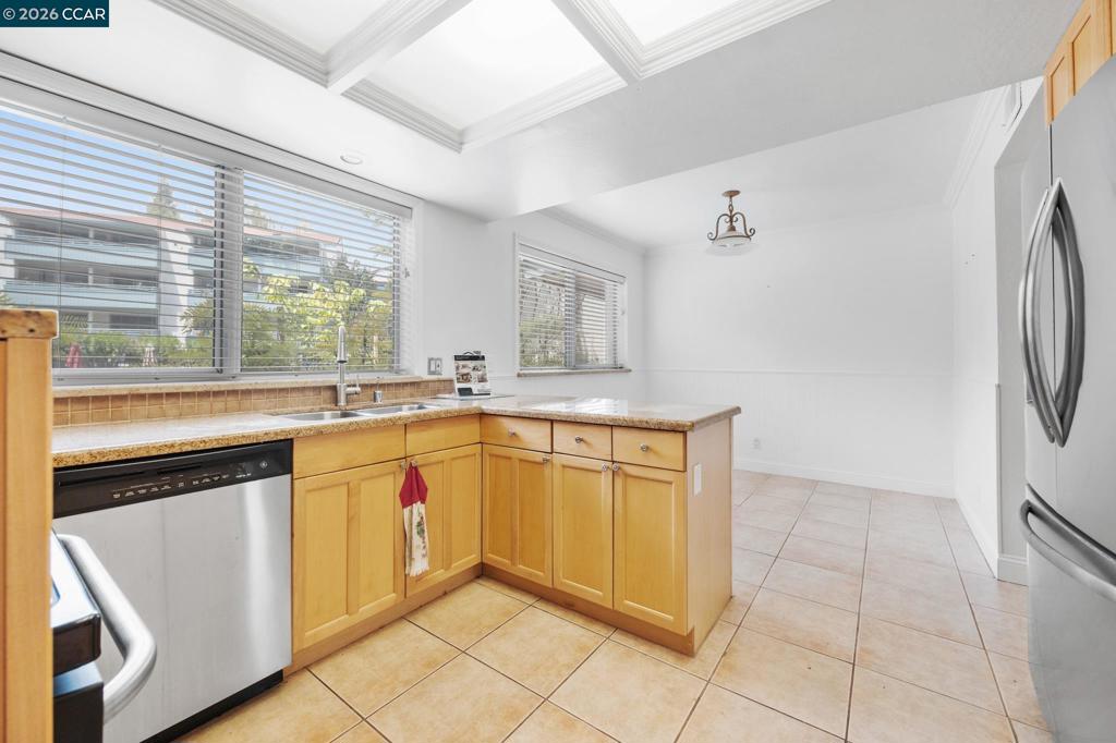 1617 Ptarmigan Dr 1a Property Photo 12