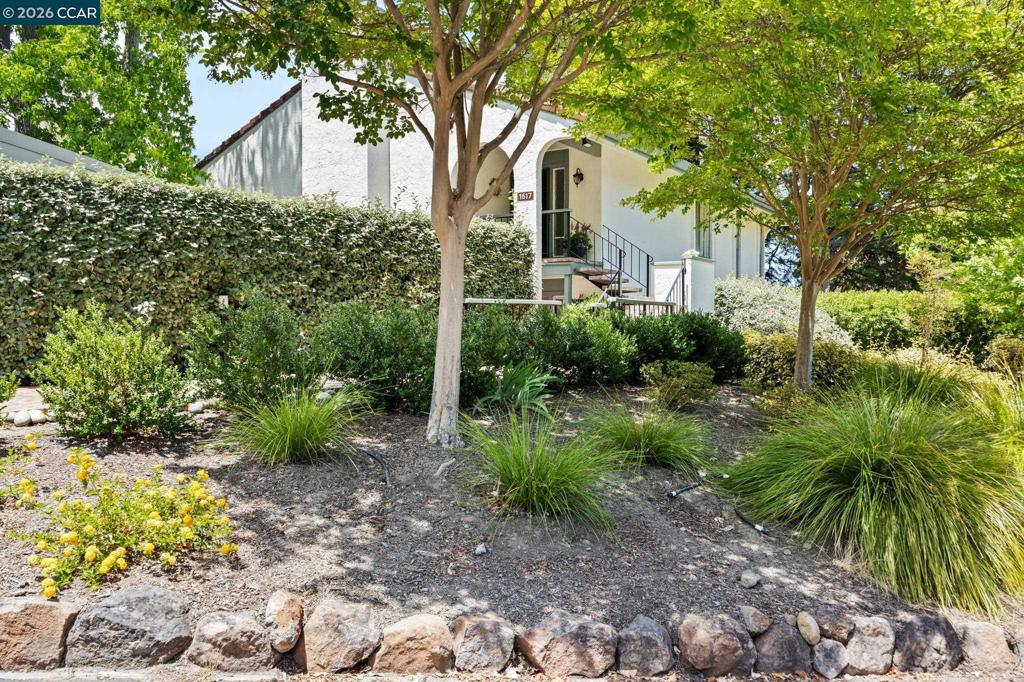 1617 Ptarmigan Dr 1a Property Photo 41