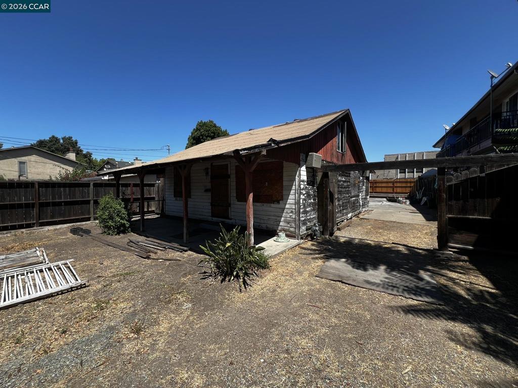 1110 Eureka Lane Property Photo