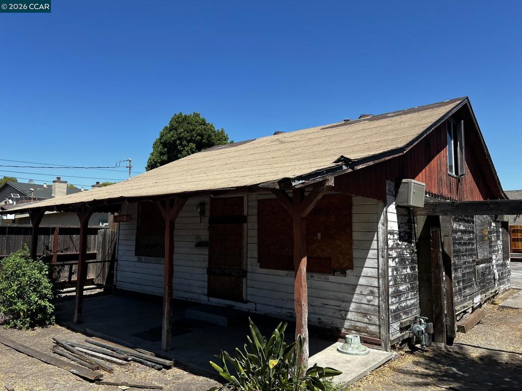 1110 Eureka Lane Property Photo 5