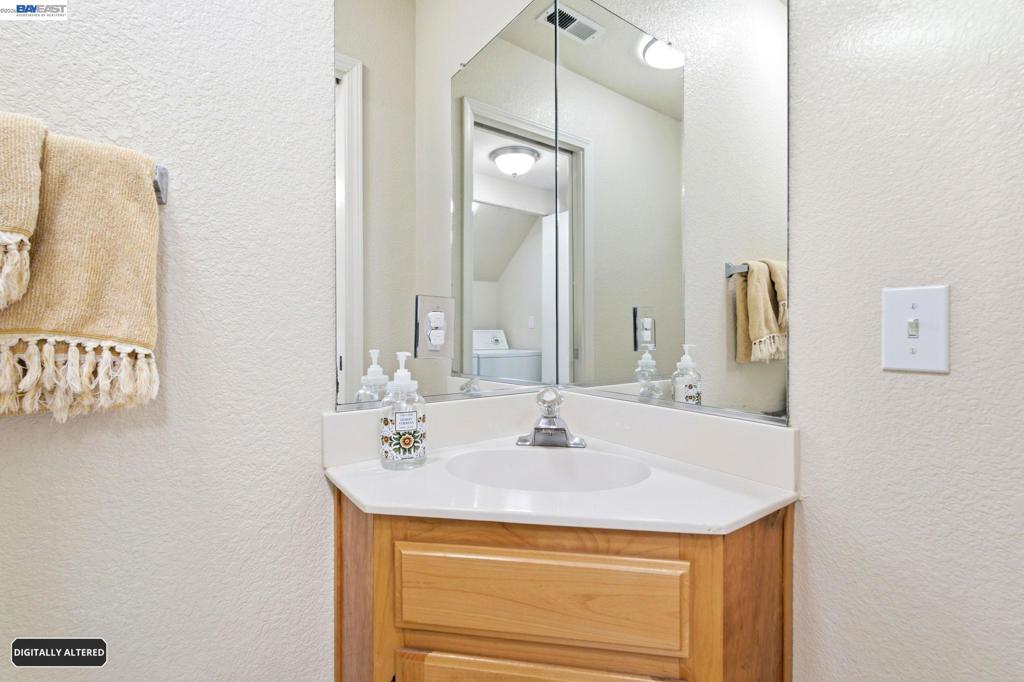 1356 Peppertree Way Property Photo 13