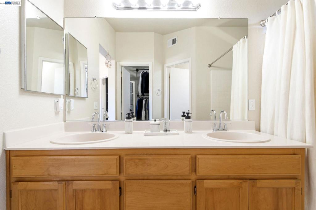 1356 Peppertree Way Property Photo 28