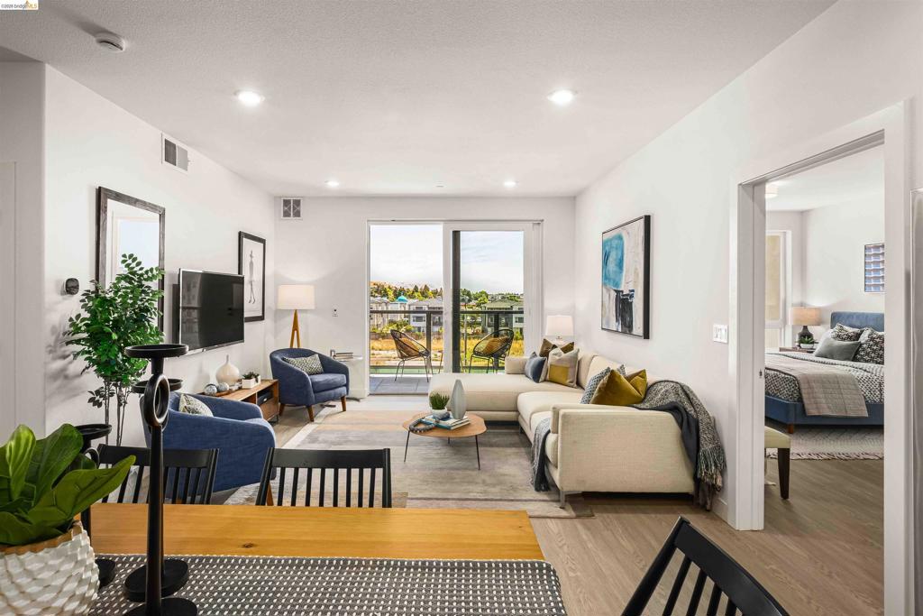 500 Somi Ct 404 Property Photo 1