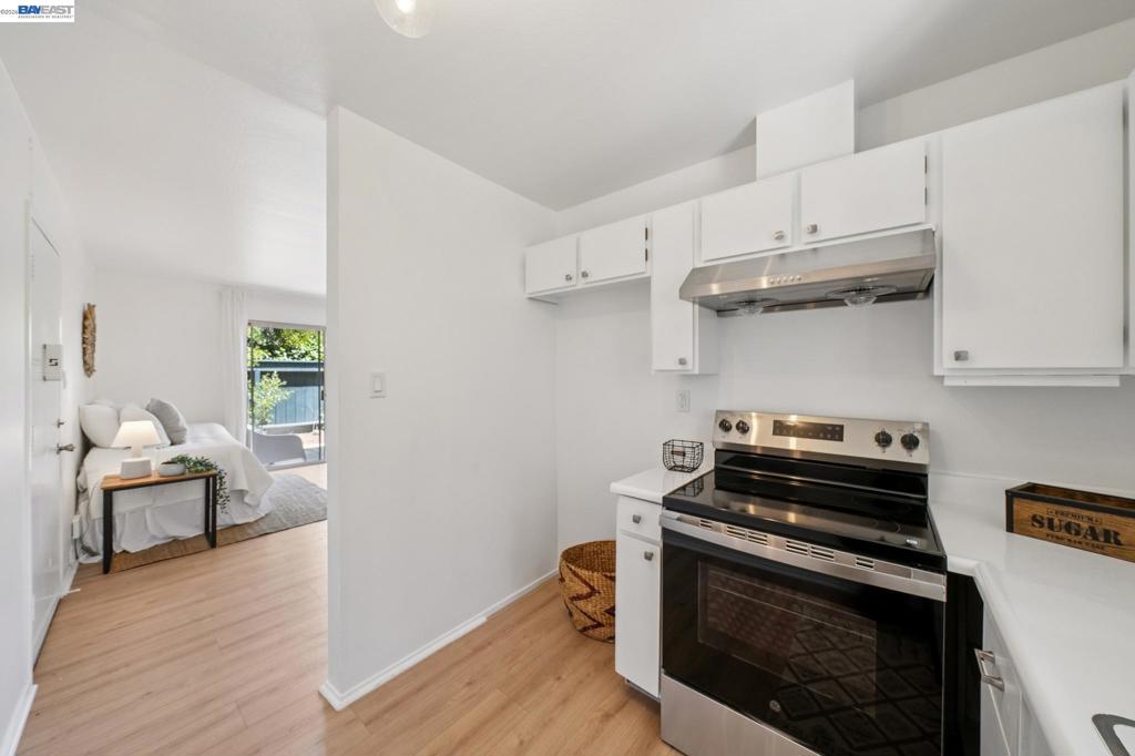2029 Otis Dr D Property Photo 10
