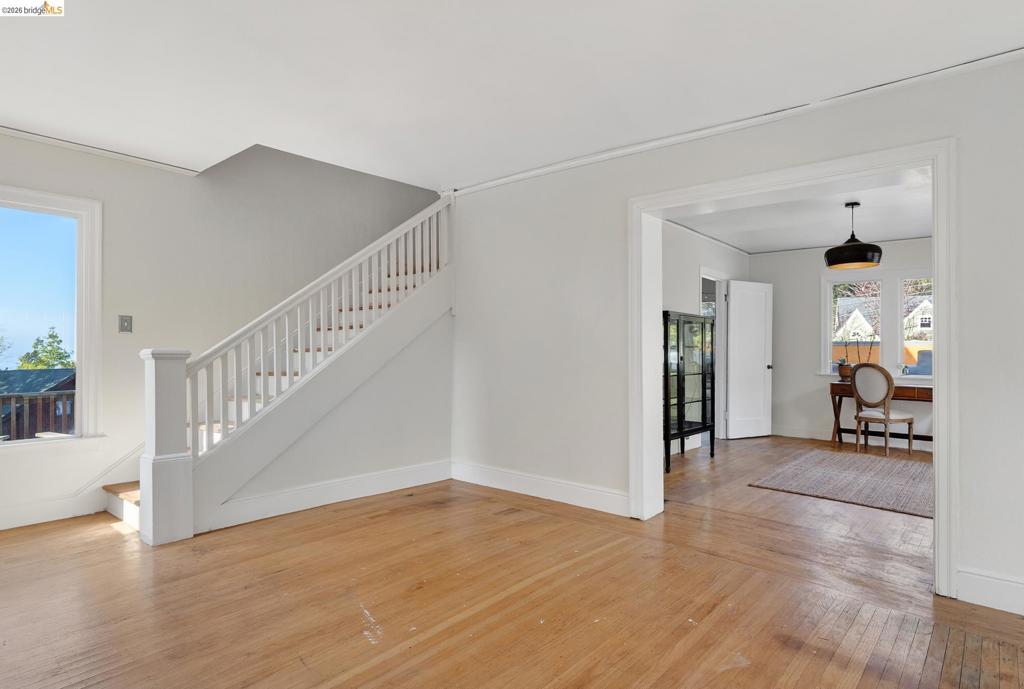 1106 Cragmont Ave Property Photo 10