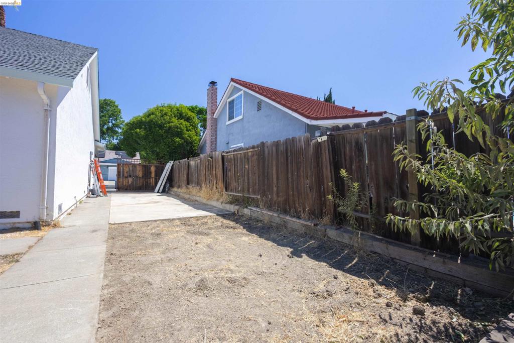 3306 G St Property Photo 25