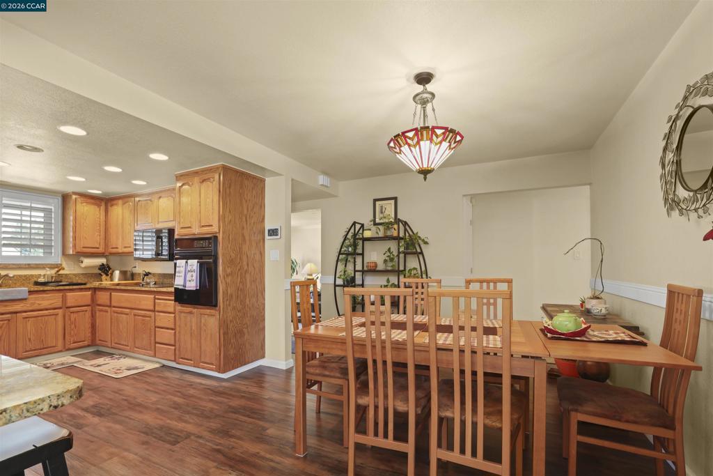1540 Sandy Way Property Photo 18