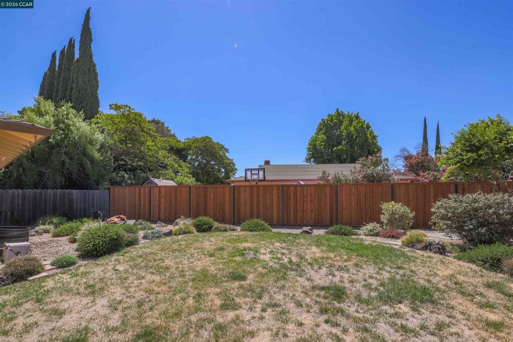 1540 Sandy Way Property Photo 28