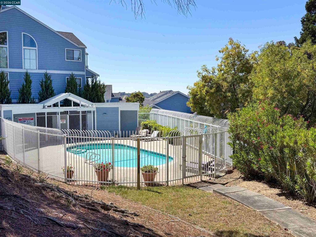 113 Sea Crest Cir Property Photo 17