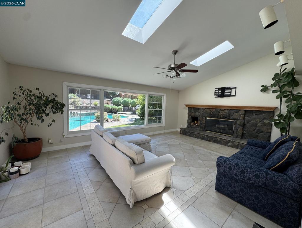 1105 Fair Weather Cir Property Photo 6