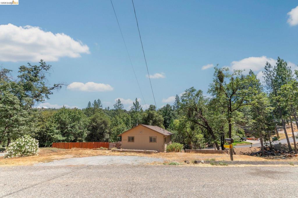 21473 Eel River Dr Property Photo 6