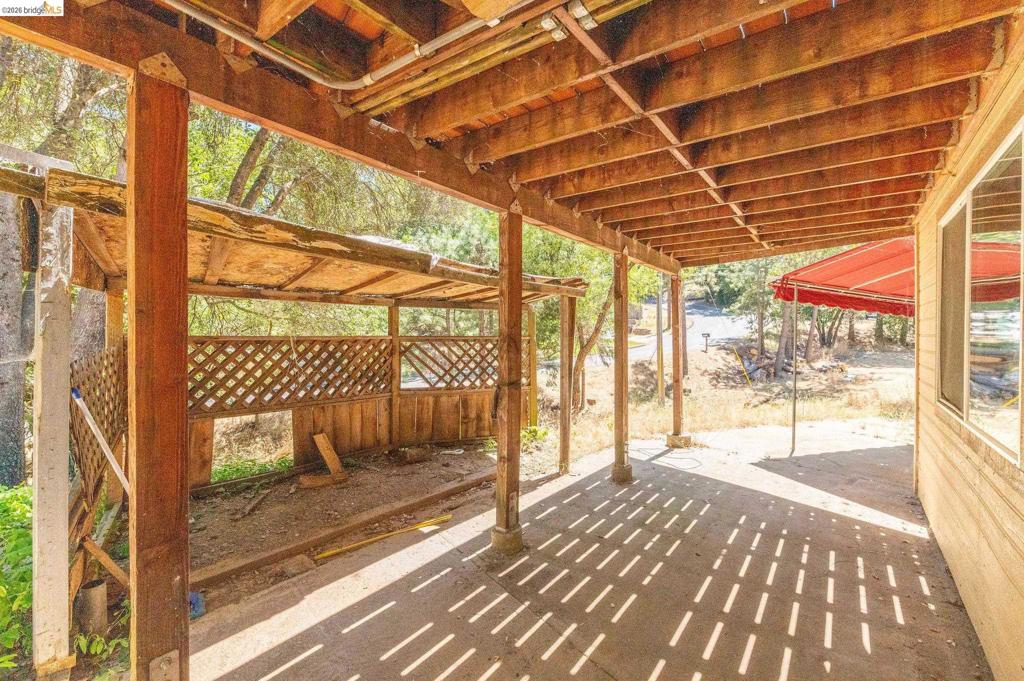21473 Eel River Dr Property Photo 8