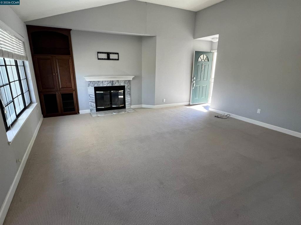 85 Tahoe Ct Property Photo 2