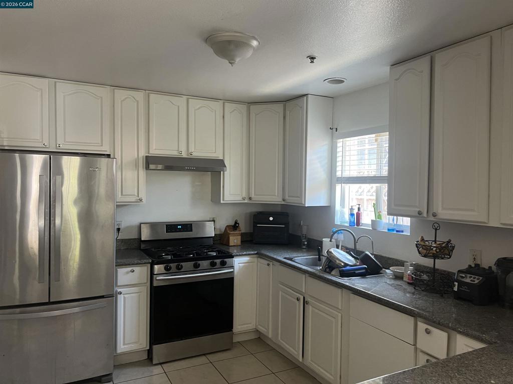1613 5th St Property Photo 6