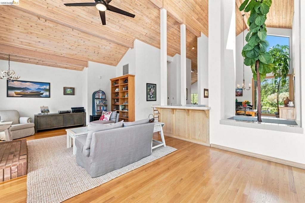 14469 Phillip Ln Property Photo 22