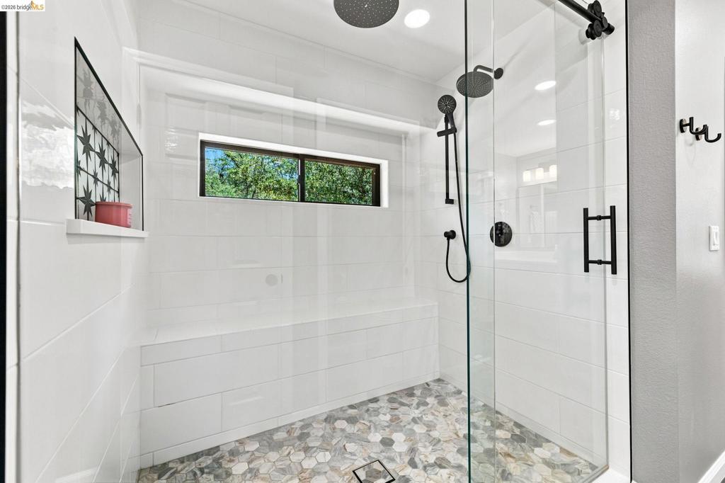14469 Phillip Ln Property Photo 36
