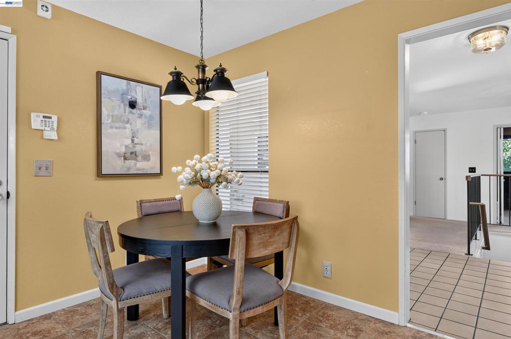 26976 Hemmingway Ct Property Photo 15