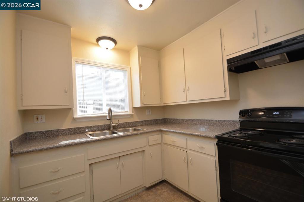 3303 N. Franklin Ave Property Photo 15