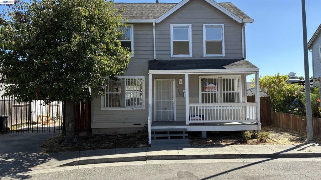 10469 West Ct Property Photo 1