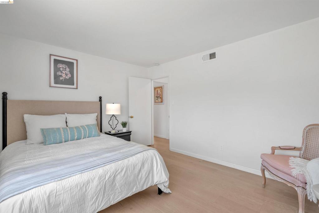 3453 Stewarton Dr Property Photo 13