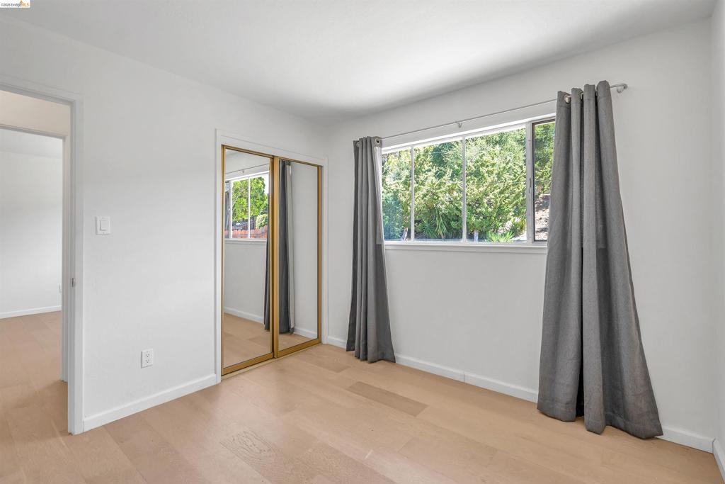 3453 Stewarton Dr Property Photo 18