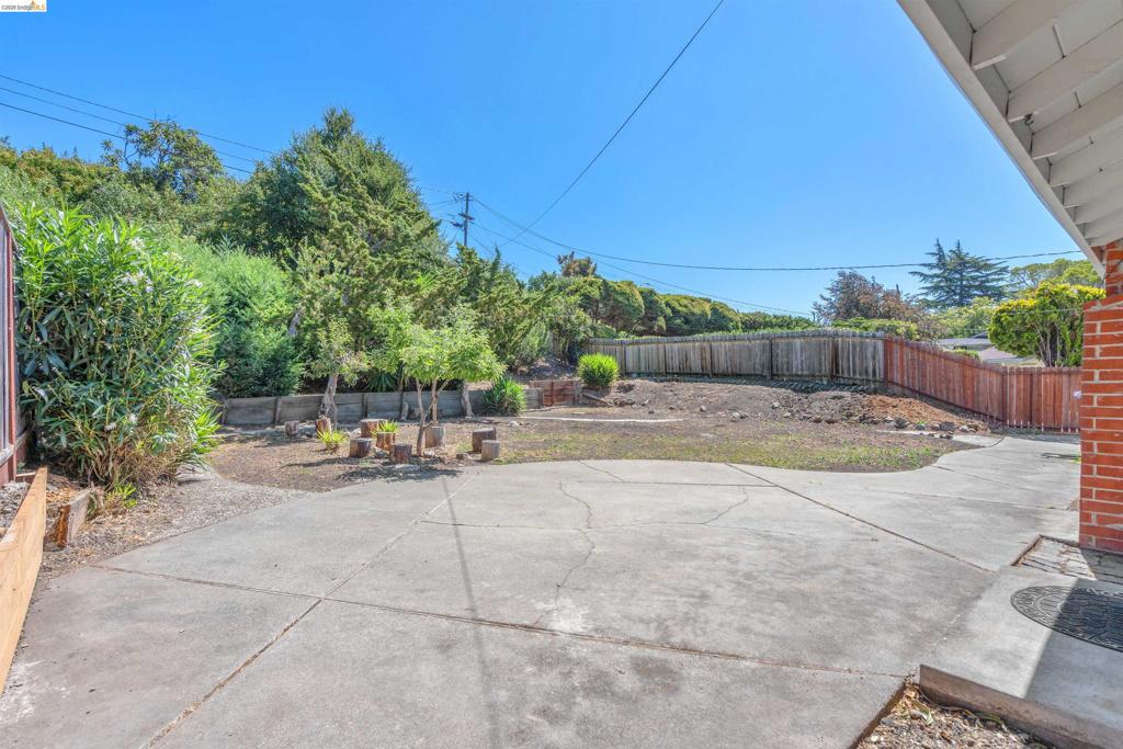 3453 Stewarton Dr Property Photo 22