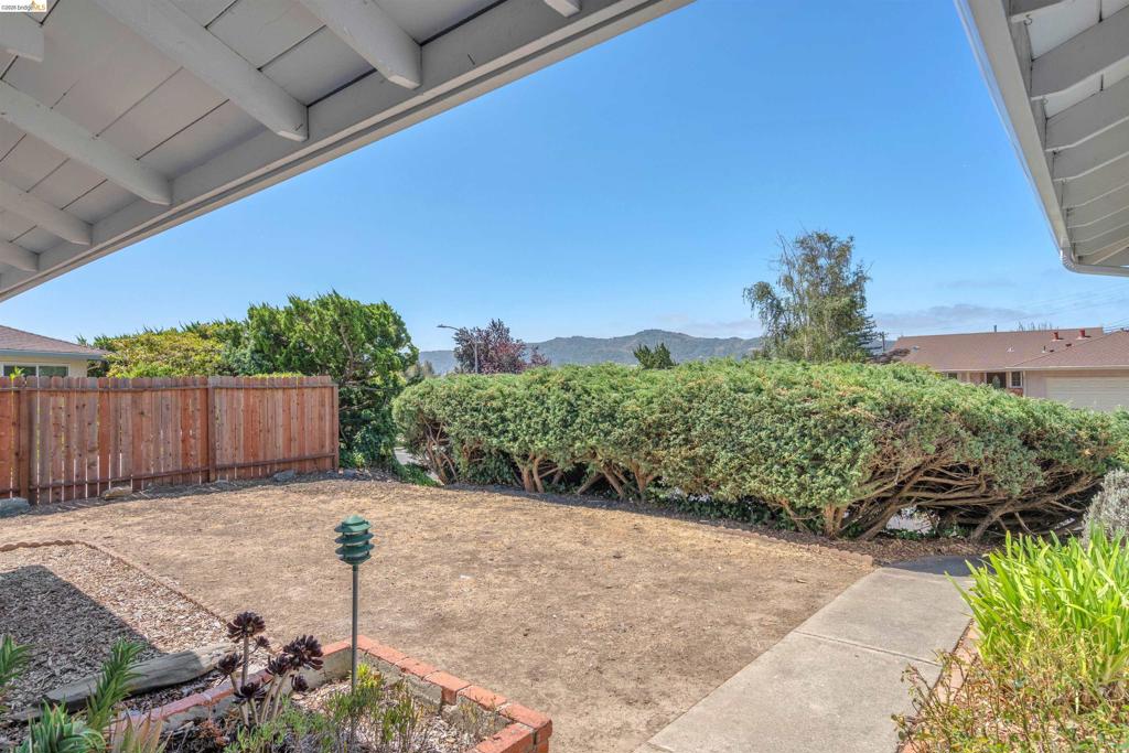 3453 Stewarton Dr Property Photo 25