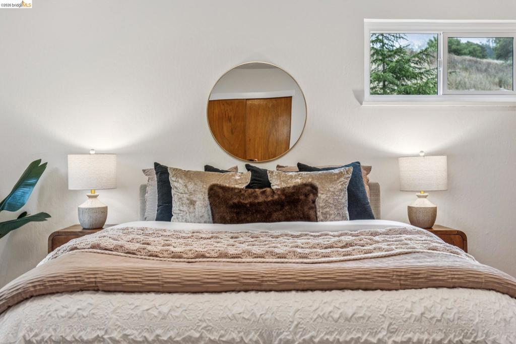 1545 Summit Rd Property Photo 16