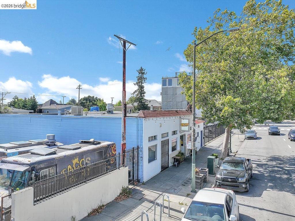 6041 San Pablo Ave Property Photo 7
