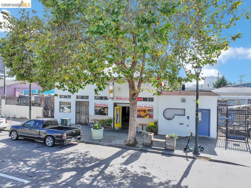 6041 San Pablo Ave Property Photo 12