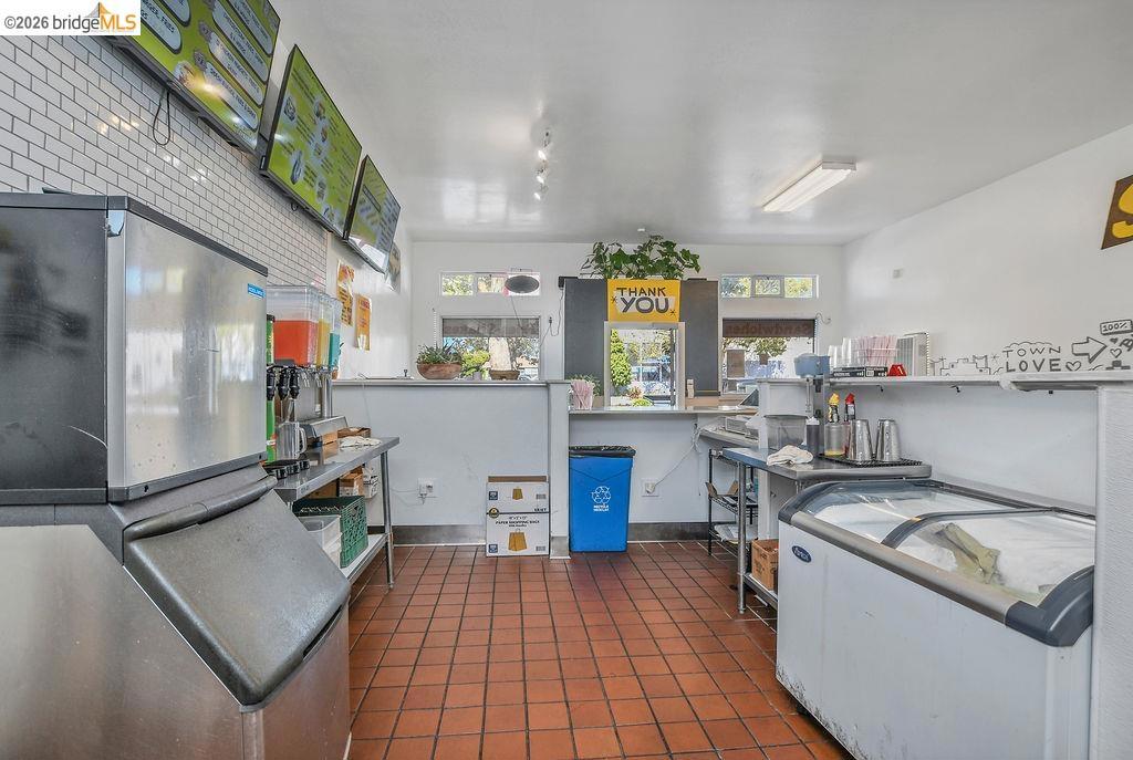 6041 San Pablo Ave Property Photo 42