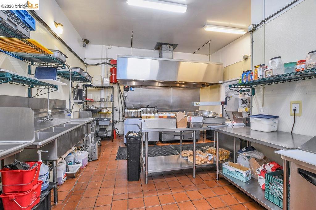 6041 San Pablo Ave Property Photo 44