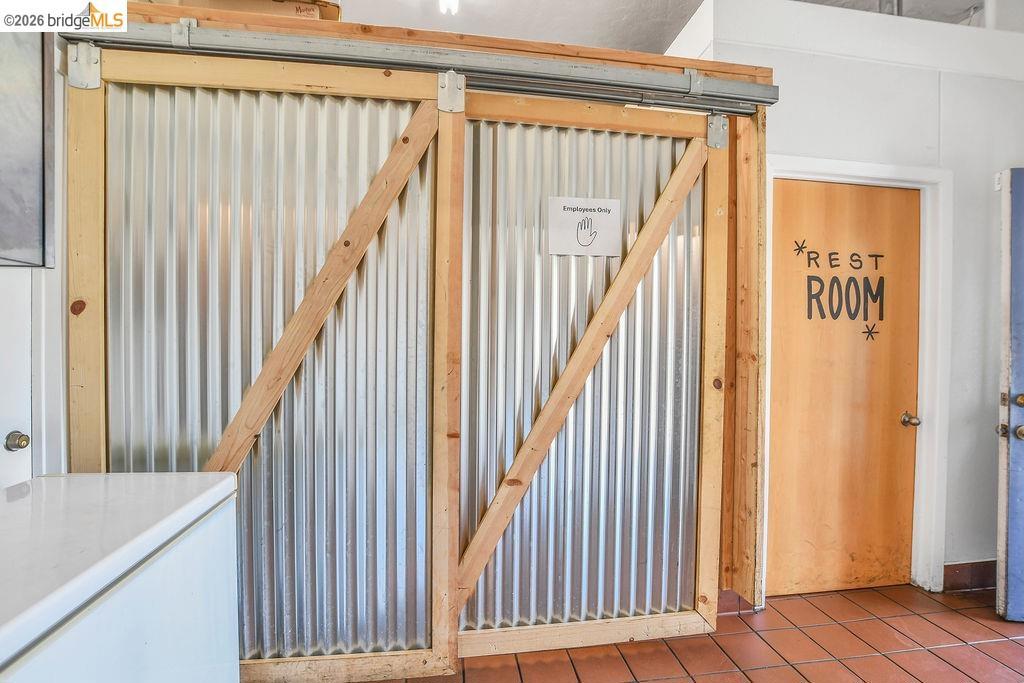 6041 San Pablo Ave Property Photo 45