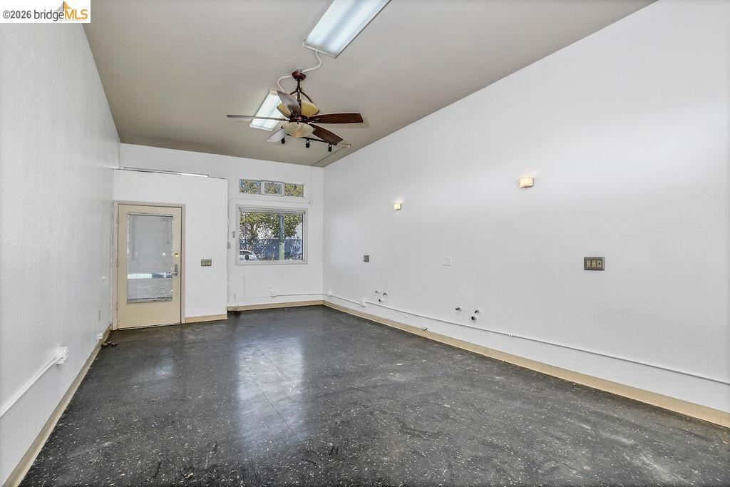 6041 San Pablo Ave Property Photo 51