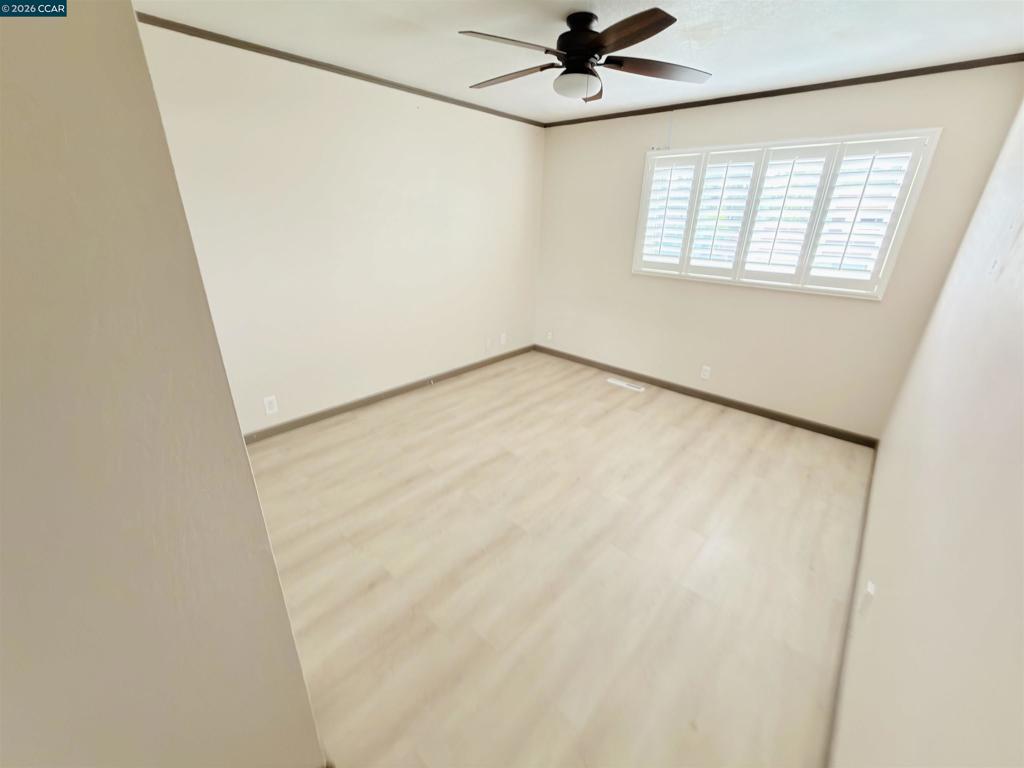 2899 Madeira Way Property Photo 23