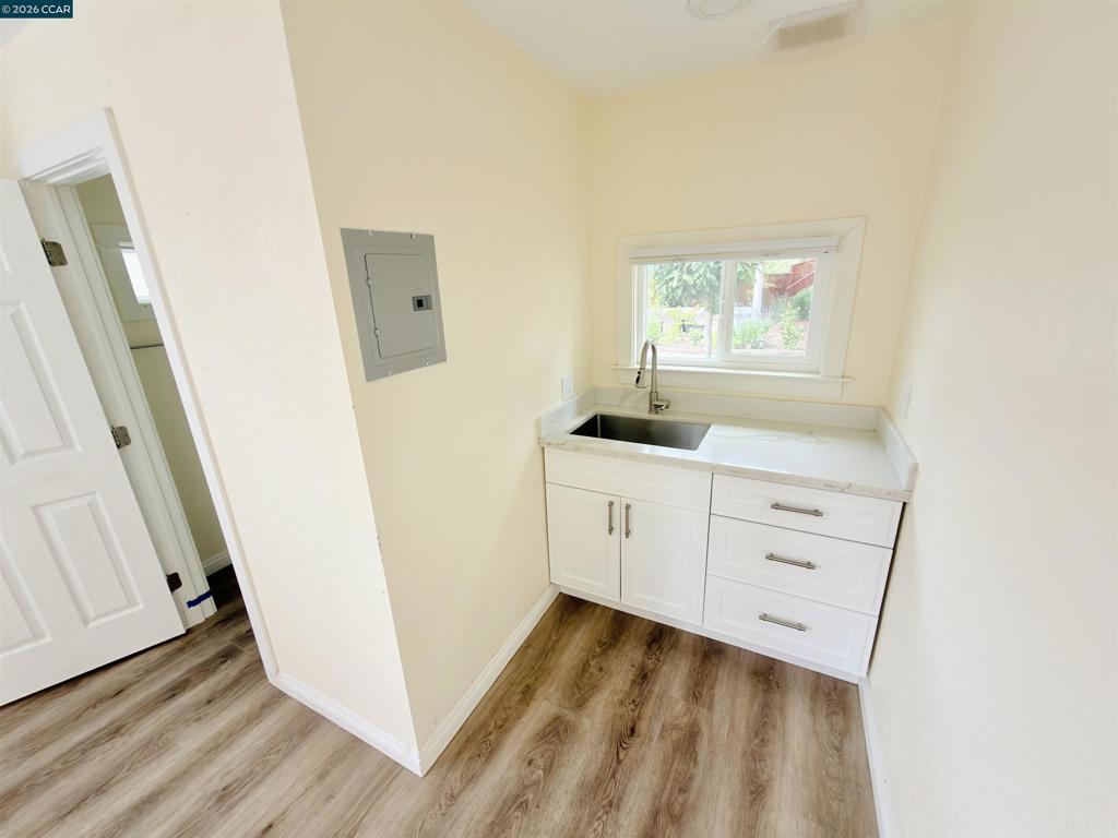 2899 Madeira Way Property Photo 33