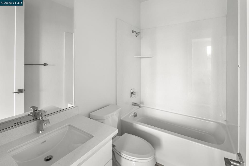 2818 Chattleton Lane Property Photo 41