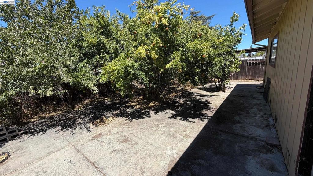 1988 Calaveras Dr Property Photo 15