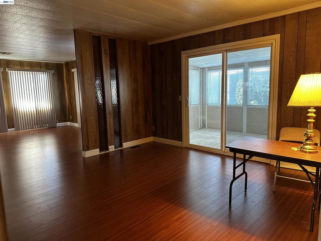 29430 New Hampshire Way Property Photo 11