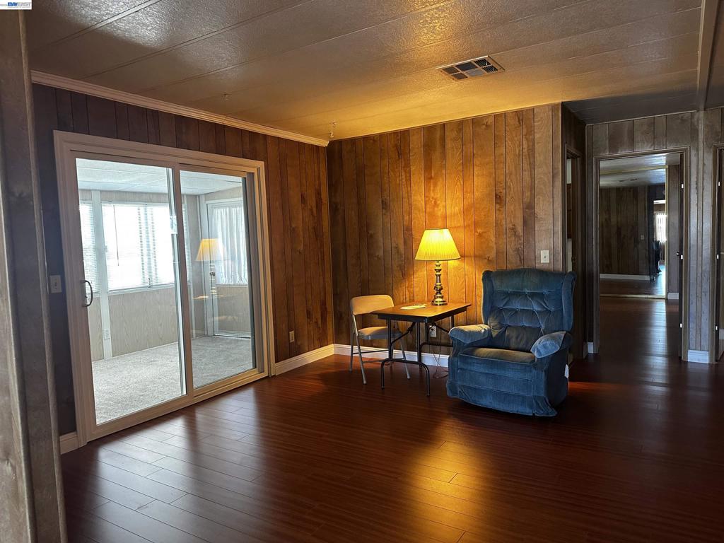 29430 New Hampshire Way Property Photo 12