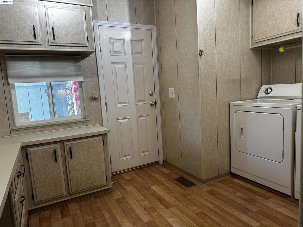 29430 New Hampshire Way Property Photo 16