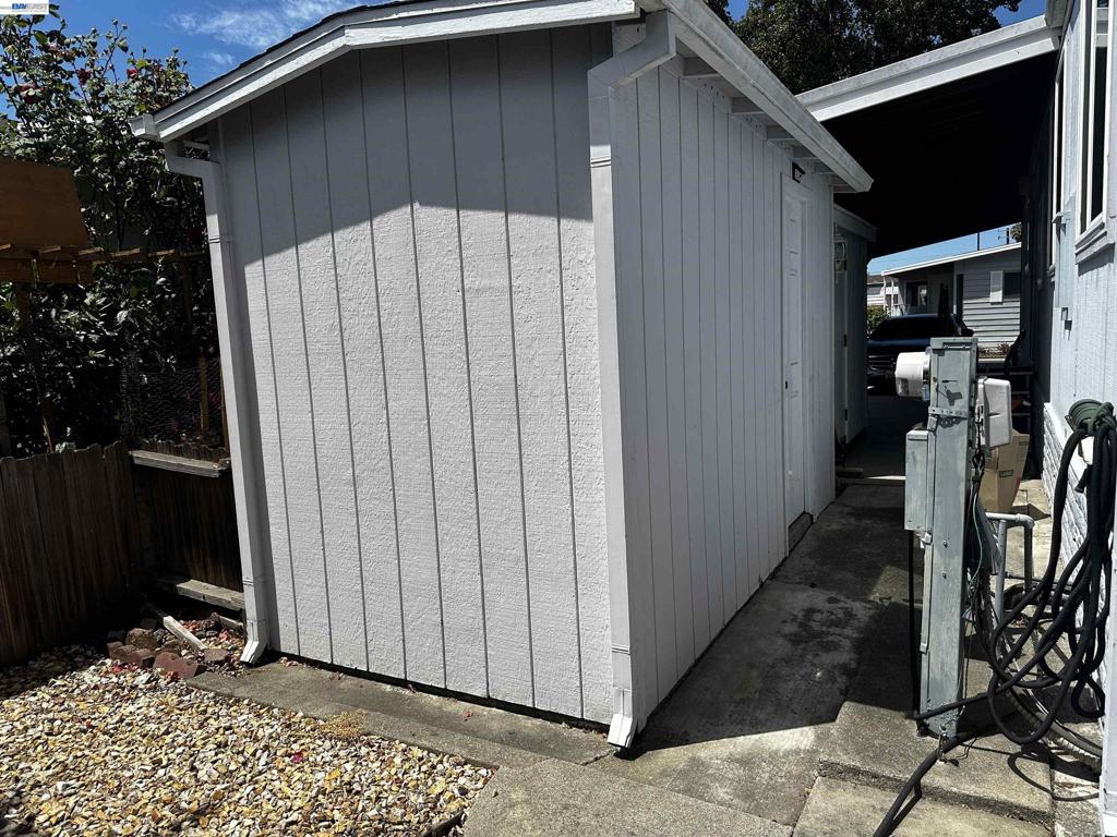 29430 New Hampshire Way Property Photo 28