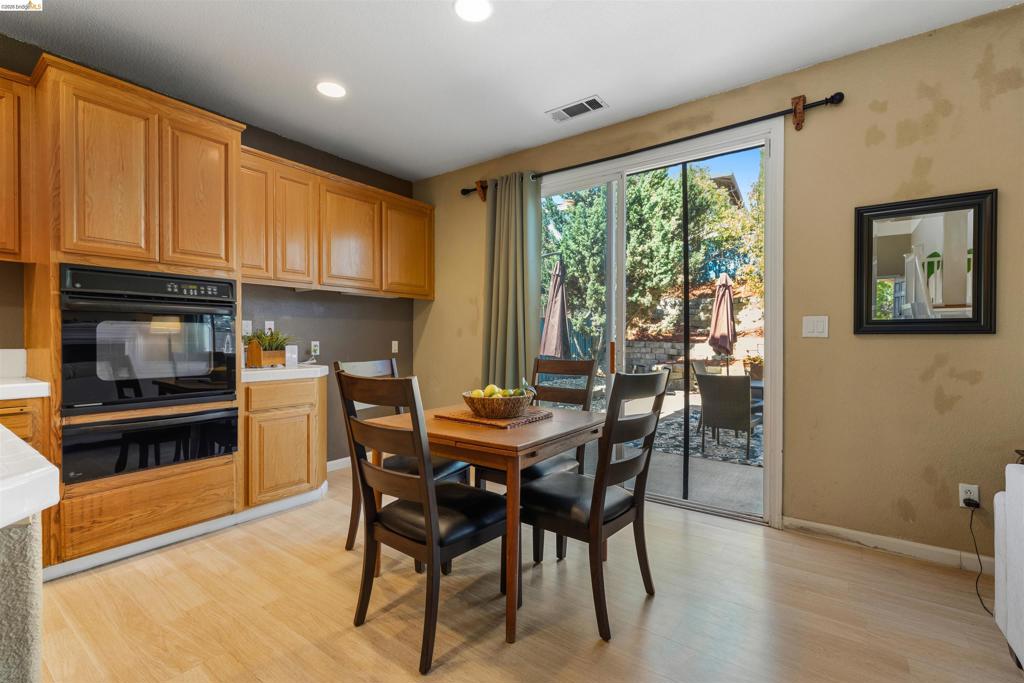 1842 Sanger Peak Way Property Photo 18