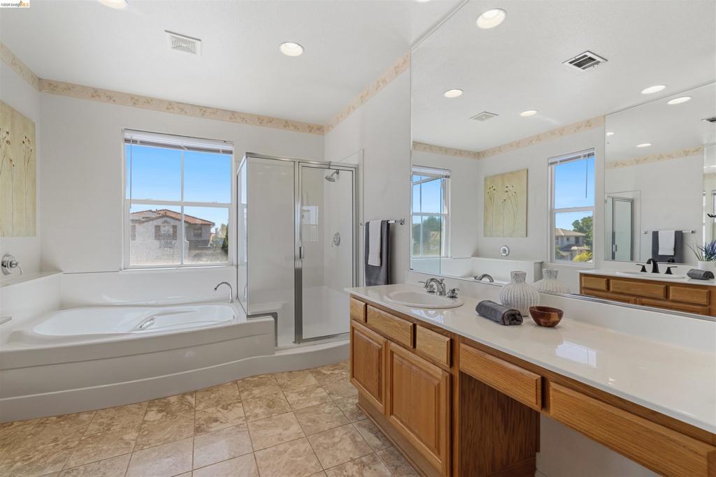 1842 Sanger Peak Way Property Photo 26