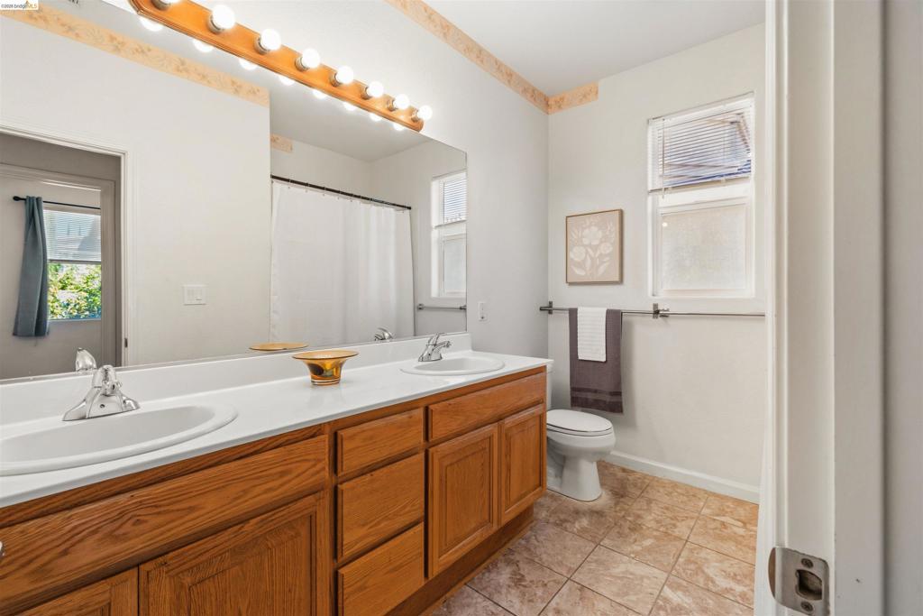 1842 Sanger Peak Way Property Photo 30